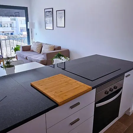 Carmo Center 2 Апартаменты *